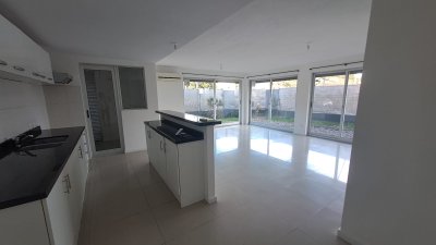Apartamento en venta de 2 dormitorios, Maldonado - Ref : EQP6647