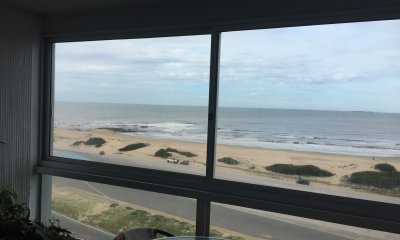 Apartamento frente a playa brava  - Ref : EQP1763