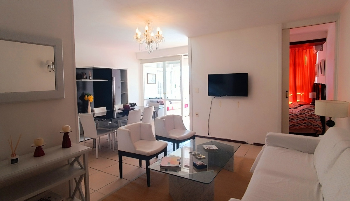  Apartamento en venta en Península - Punta del Este