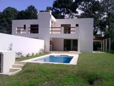 Casas en el club solanas, con todos los servicios  - Ref : EQP6174