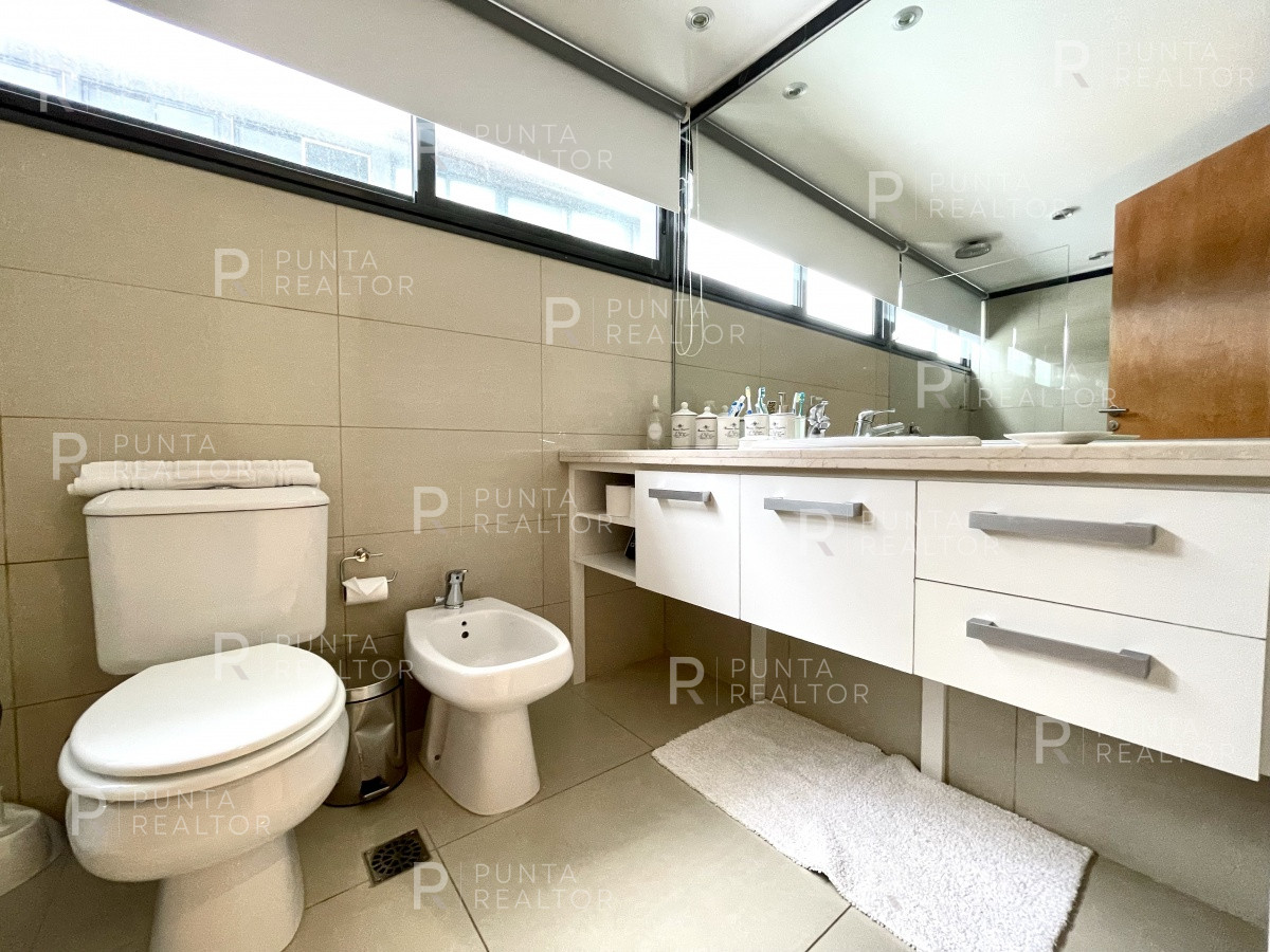 Apartamento ID.1761 - Apartamento, 3 dorm y Dep, Punta del Este, Rincon Del Indio, Alquiler