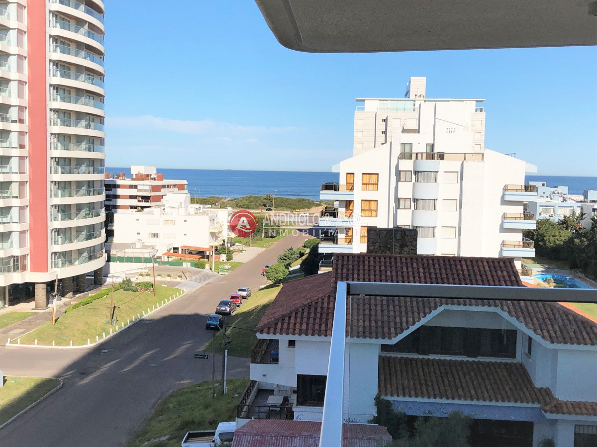 Apartamento ID.6830 - Apartamento, 2 dormitorios, Punta del Este, Aidy Grill, Venta y Alquiler