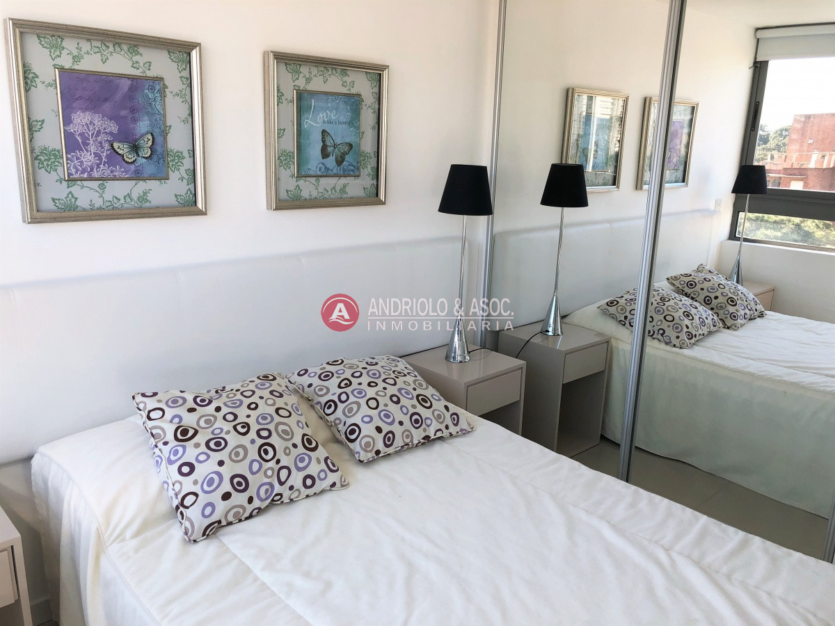 Apartamento ID.6830 - Apartamento, 2 dormitorios, Punta del Este, Aidy Grill, Venta y Alquiler