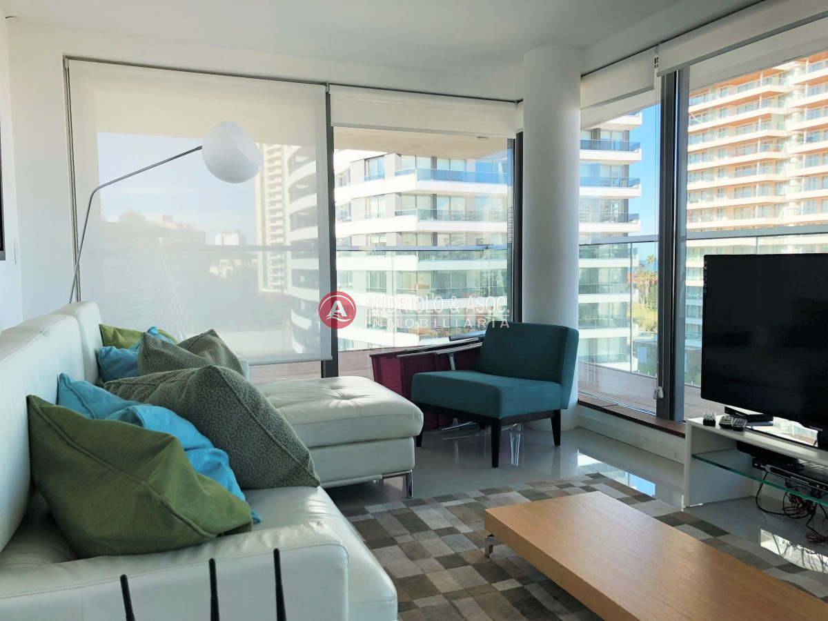 Apartamento ID.6830 - Apartamento, 2 dormitorios, Punta del Este, Aidy Grill, Venta y Alquiler