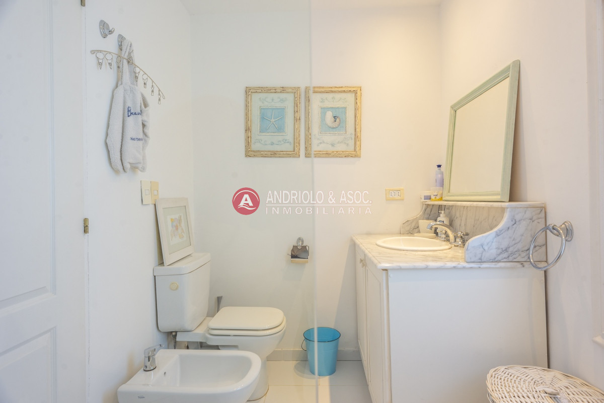 Casa ID.6756 - CASA, 3 DORMITORIOS, 2 BAÑOS, MONTOYA, PUNTA DEL ESTE, VENTA Y ALQUILER