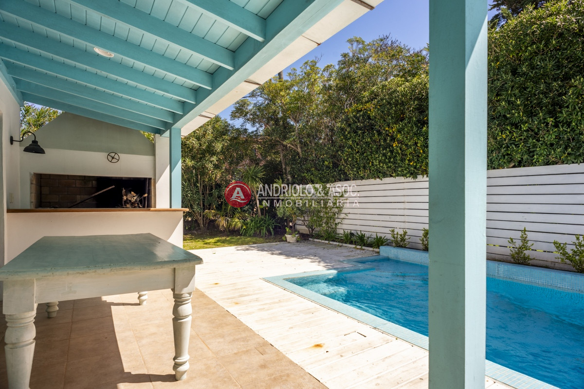 Casa ID.6756 - CASA, 3 DORMITORIOS, 2 BAÑOS, MONTOYA, PUNTA DEL ESTE, VENTA Y ALQUILER
