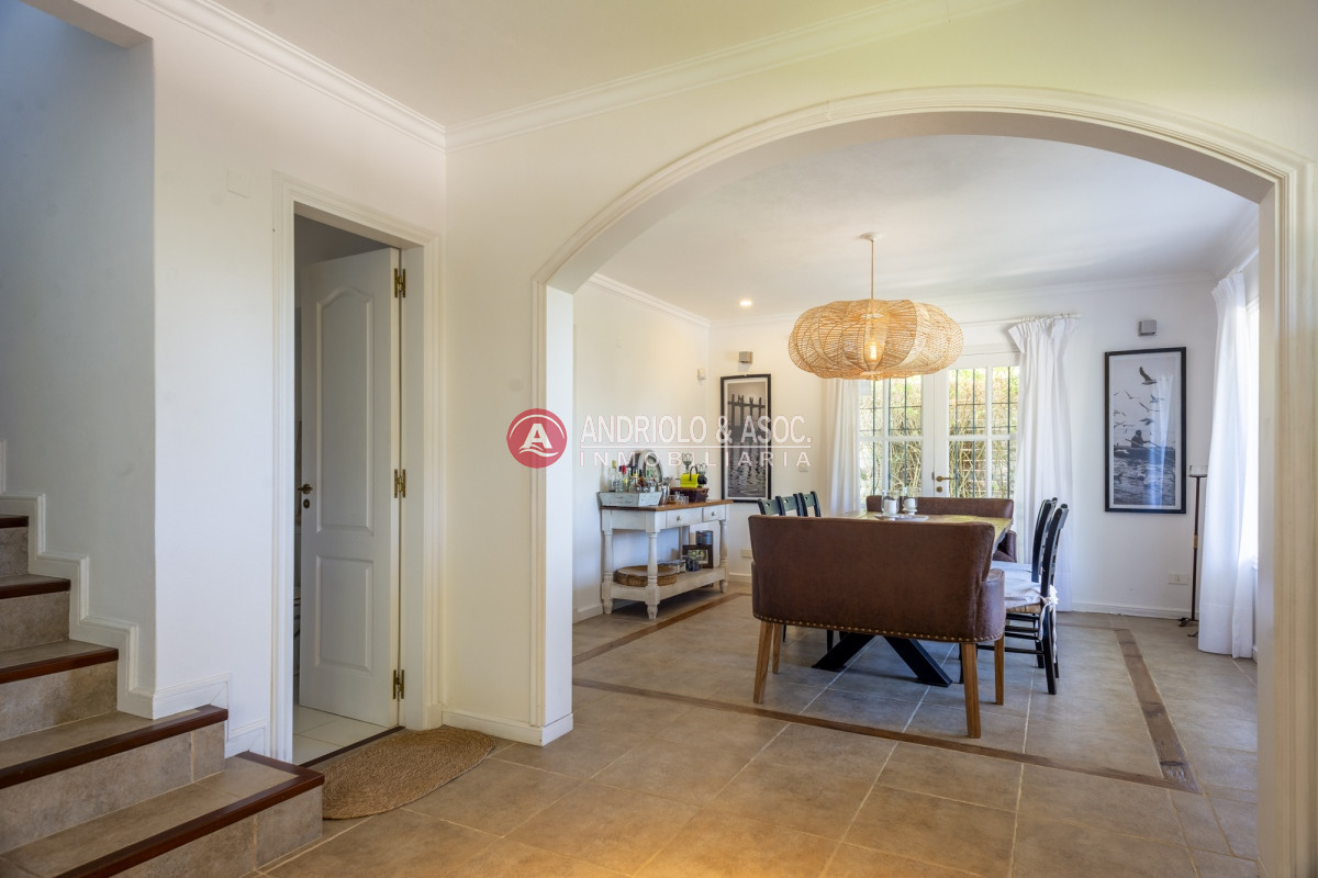 Casa ID.6756 - CASA, 3 DORMITORIOS, 2 BAÑOS, MONTOYA, PUNTA DEL ESTE, VENTA Y ALQUILER