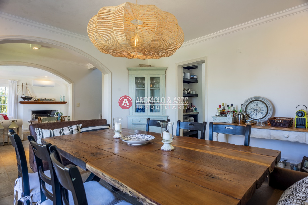 Casa ID.6756 - CASA, 3 DORMITORIOS, 2 BAÑOS, MONTOYA, PUNTA DEL ESTE, VENTA Y ALQUILER