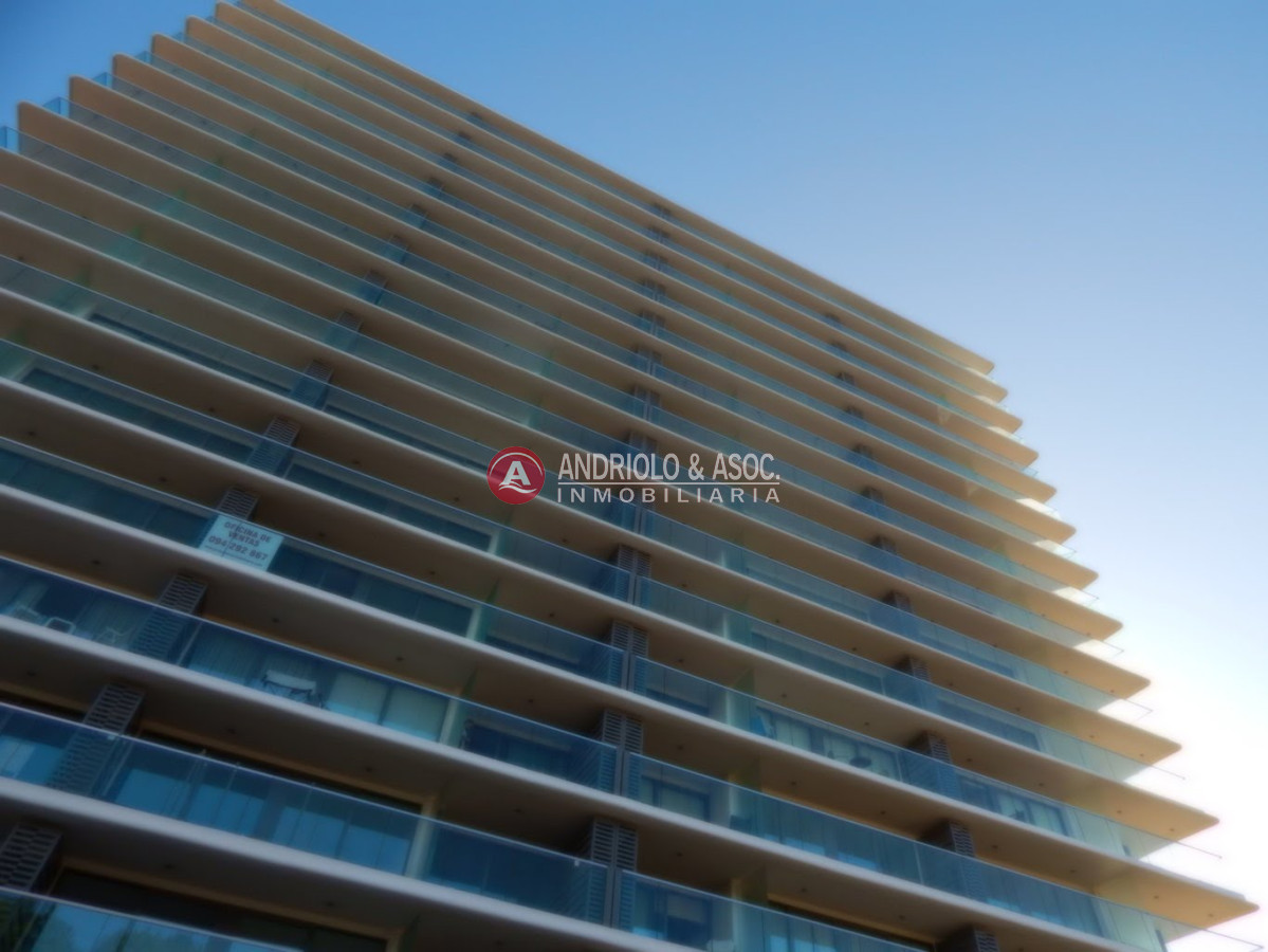 Apartamento ID.6830 - Apartamento, 2 dormitorios, Punta del Este, Aidy Grill, Venta y Alquiler
