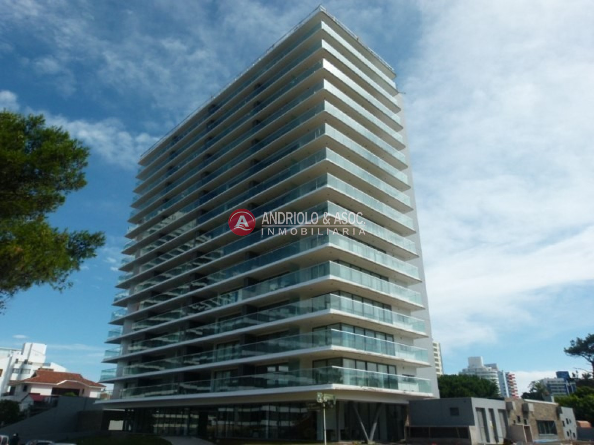 Apartamento ID.6830 - Apartamento, 2 dormitorios, Punta del Este, Aidy Grill, Venta y Alquiler