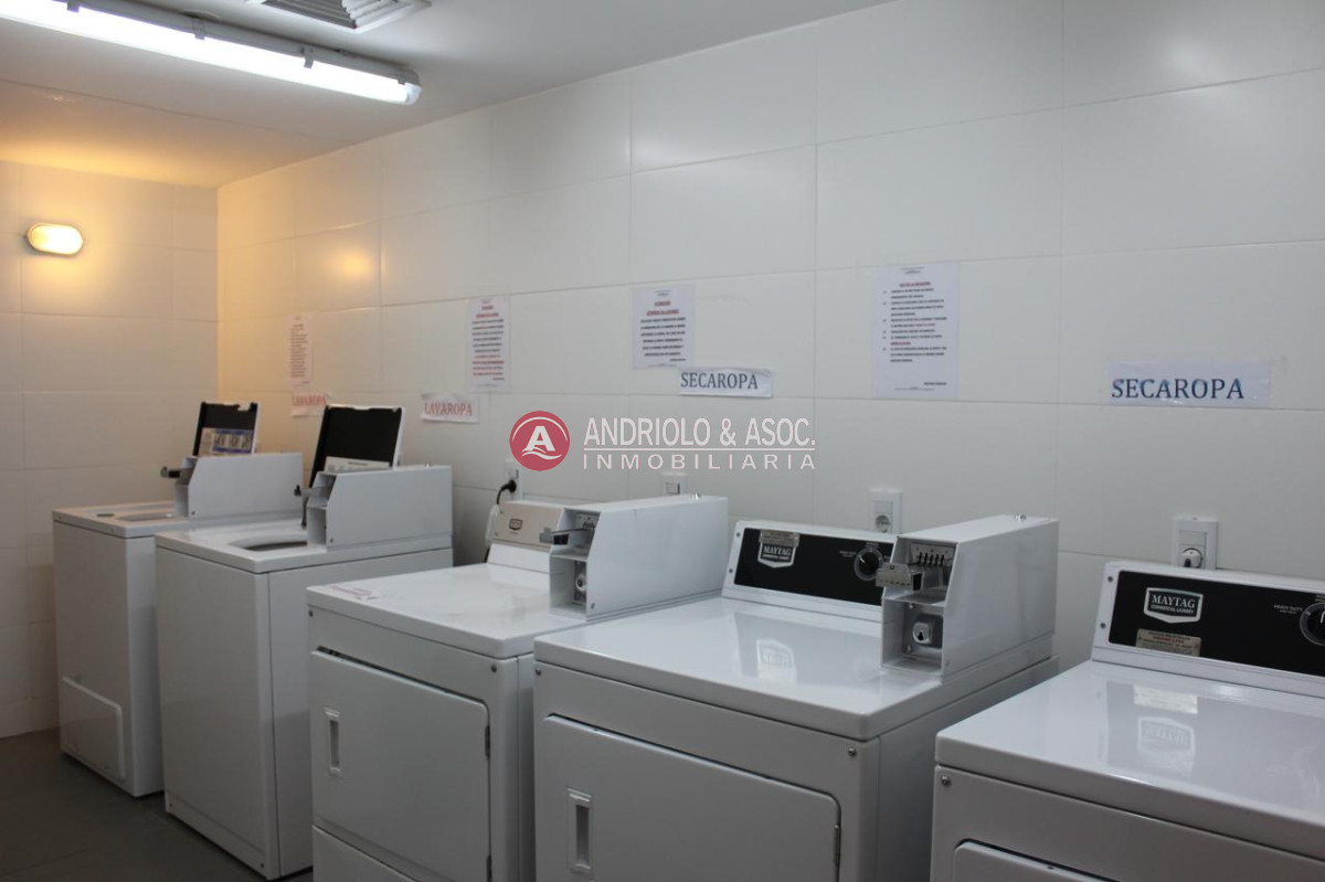 Apartamento ID.6830 - Apartamento, 2 dormitorios, Punta del Este, Aidy Grill, Venta y Alquiler