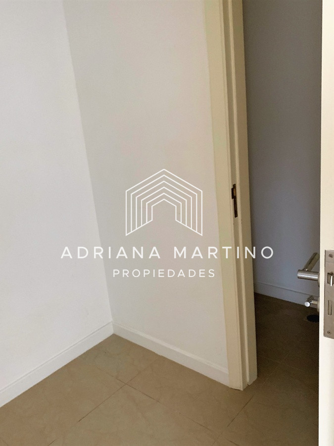 Apartamento ID.69240 - Apartamento, 3 dorm en Suite, Punta del Este, Playa Mansa, Venta y Alquiler