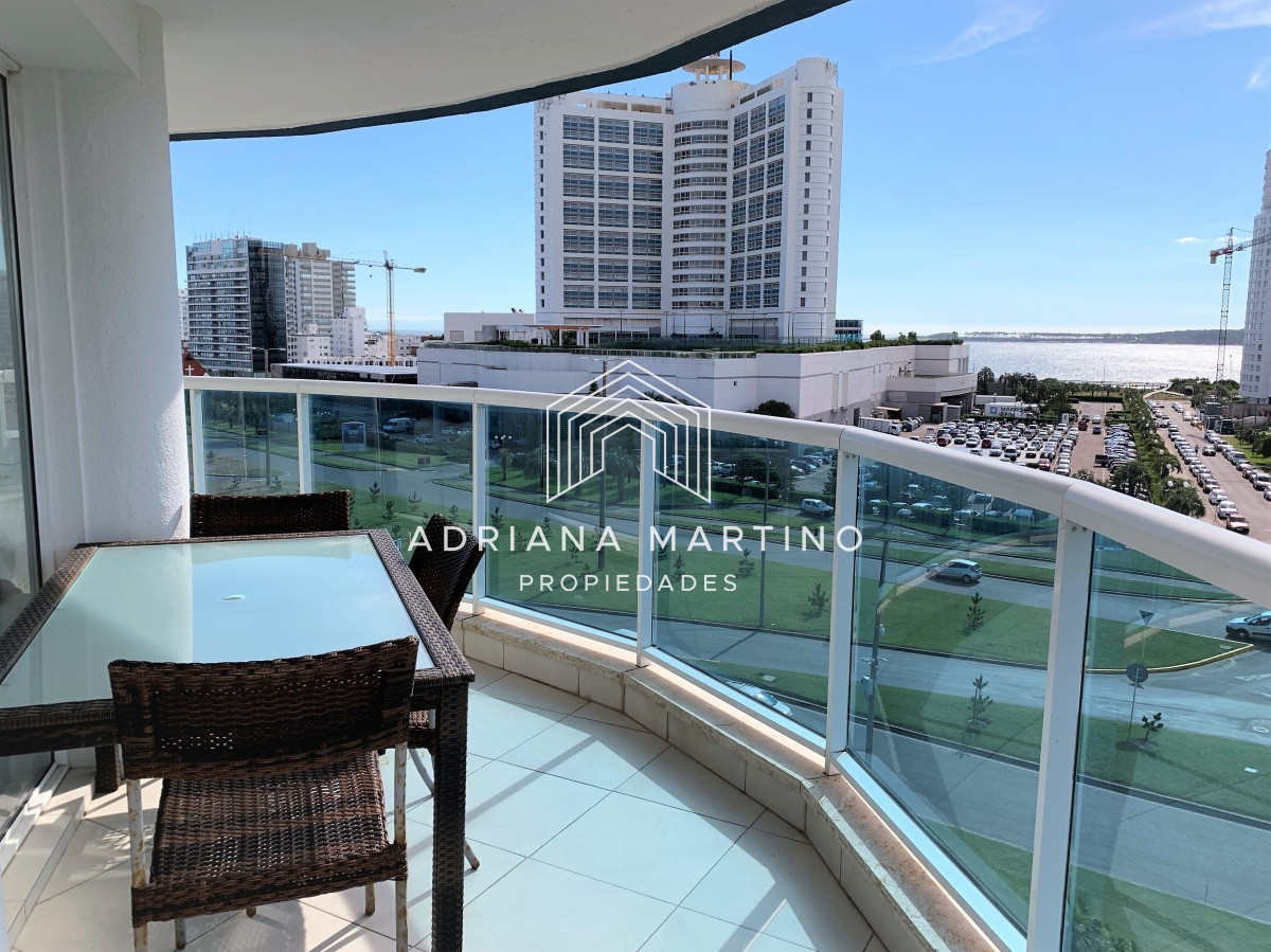 Apartamento ID.69240 - Apartamento, 3 dorm en Suite, Punta del Este, Playa Mansa, Venta y Alquiler