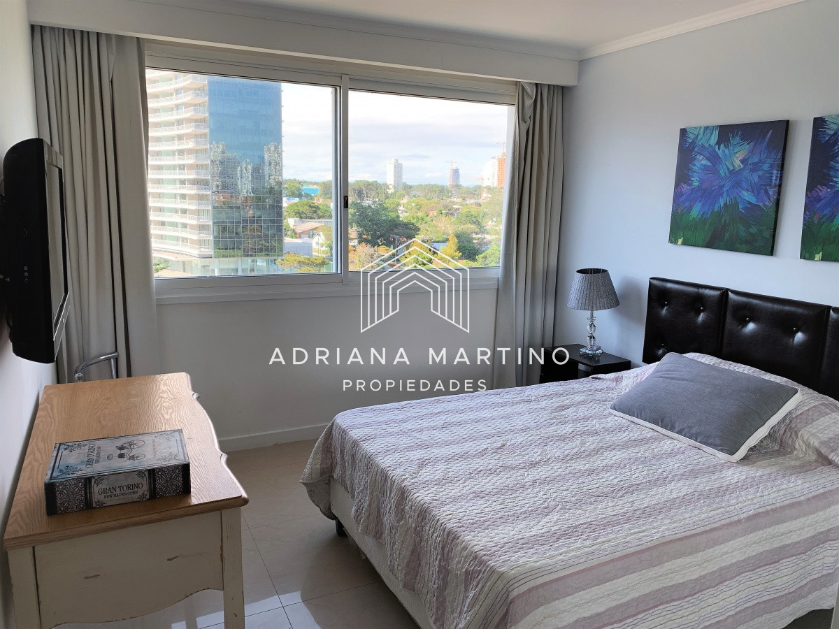 Apartamento ID.69240 - Apartamento, 3 dorm en Suite, Punta del Este, Playa Mansa, Venta y Alquiler