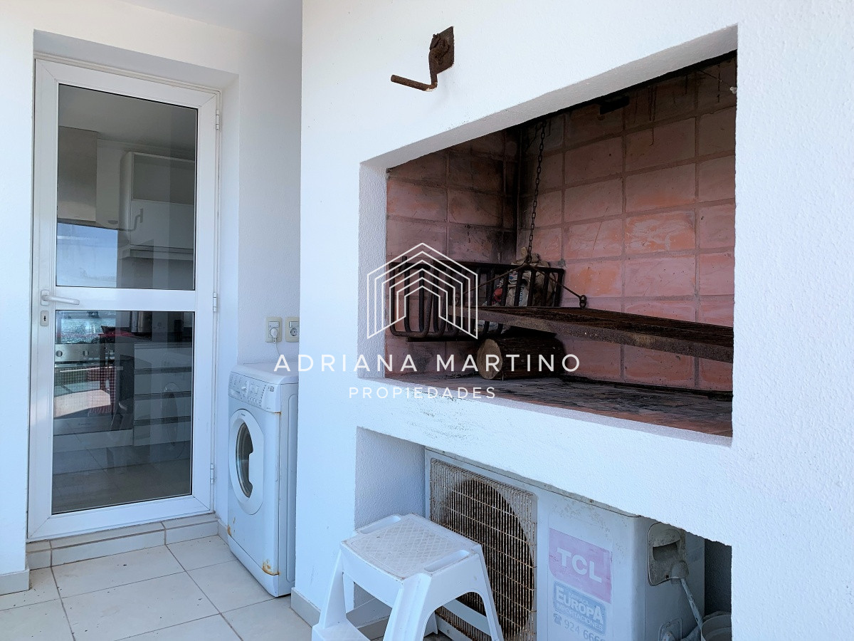 Apartamento ID.69240 - Apartamento, 3 dorm en Suite, Punta del Este, Playa Mansa, Venta y Alquiler