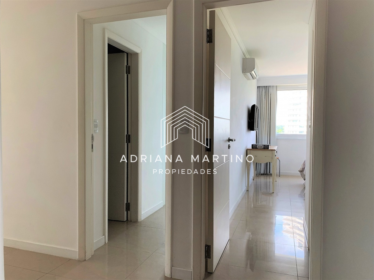 Apartamento ID.69240 - Apartamento, 3 dorm en Suite, Punta del Este, Playa Mansa, Venta y Alquiler
