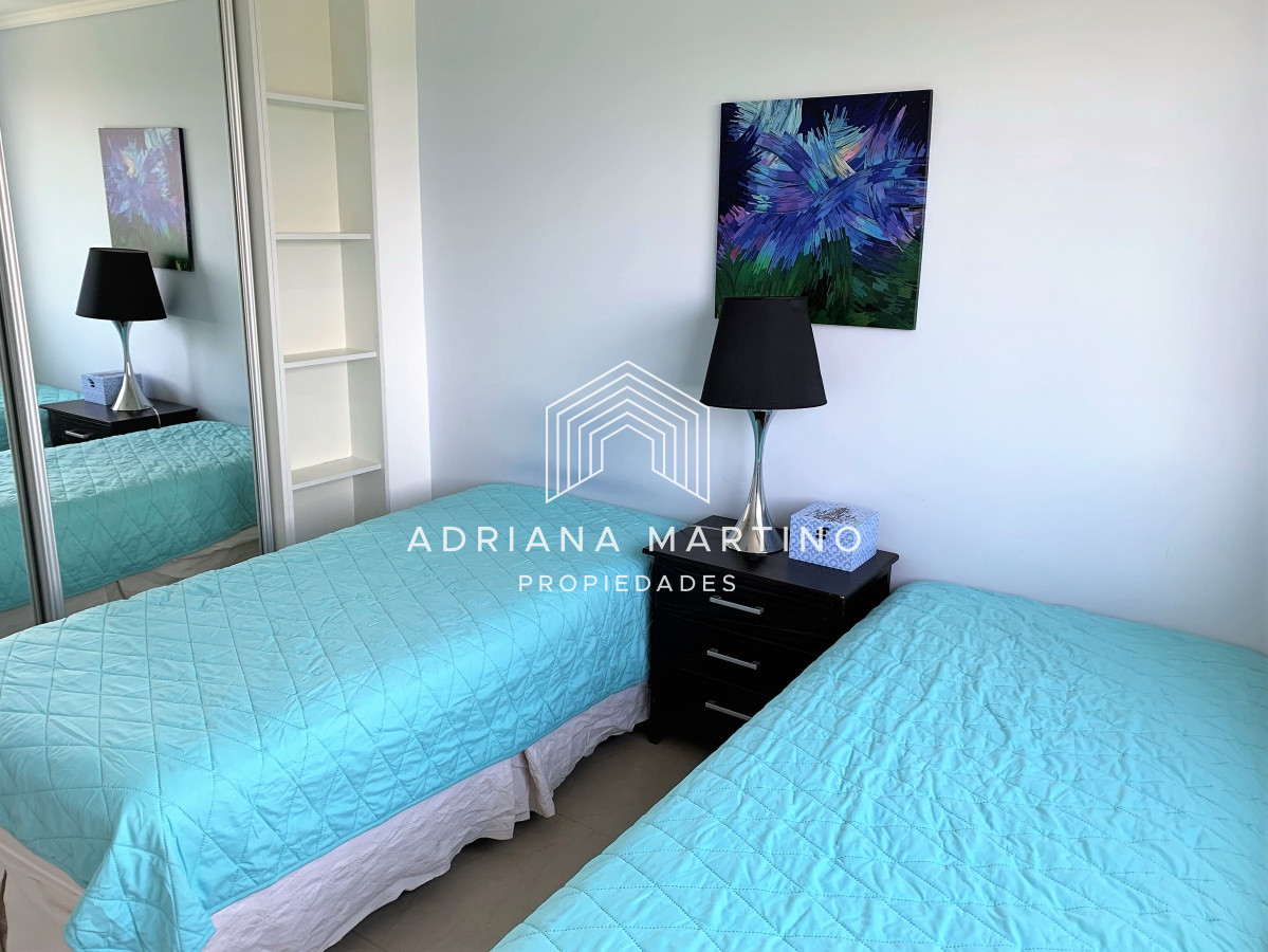 Apartamento ID.69240 - Apartamento, 3 dorm en Suite, Punta del Este, Playa Mansa, Venta y Alquiler