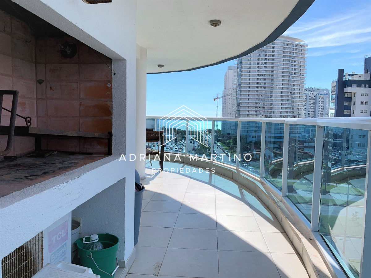 Apartamento ID.69240 - Apartamento, 3 dorm en Suite, Punta del Este, Playa Mansa, Venta y Alquiler