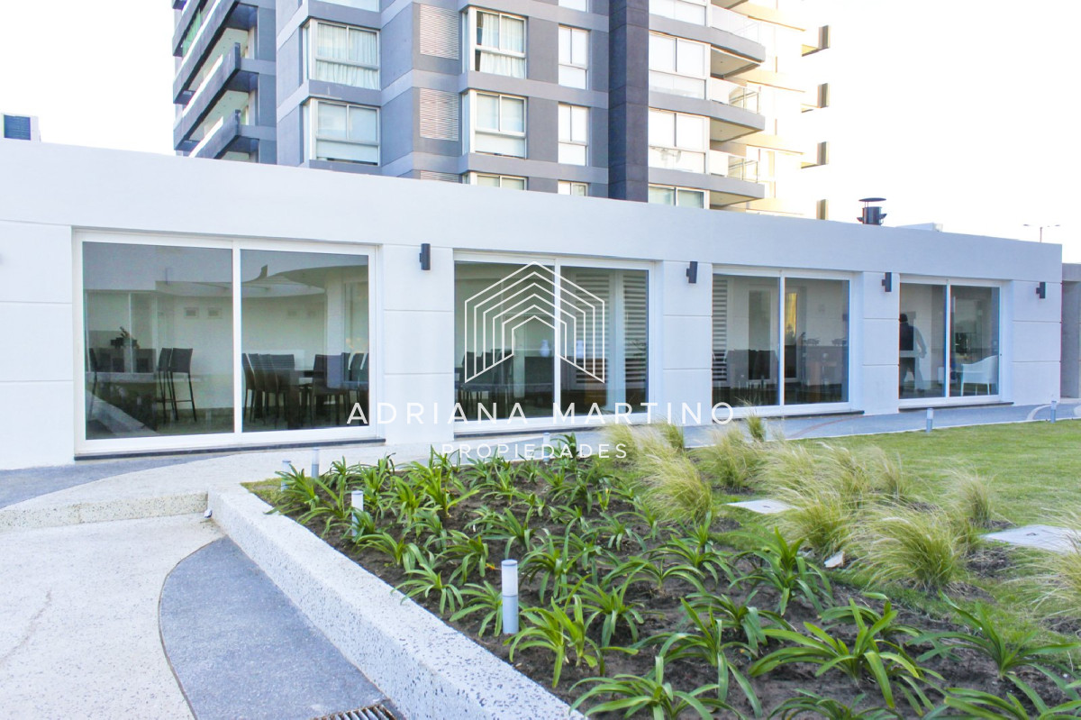 Apartamento ID.69240 - Apartamento, 3 dorm en Suite, Punta del Este, Playa Mansa, Venta y Alquiler