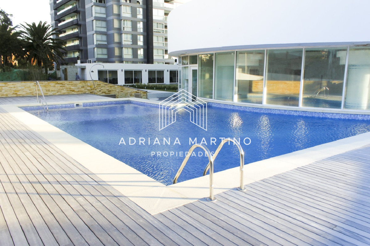 Apartamento ID.69240 - Apartamento, 3 dorm en Suite, Punta del Este, Playa Mansa, Venta y Alquiler