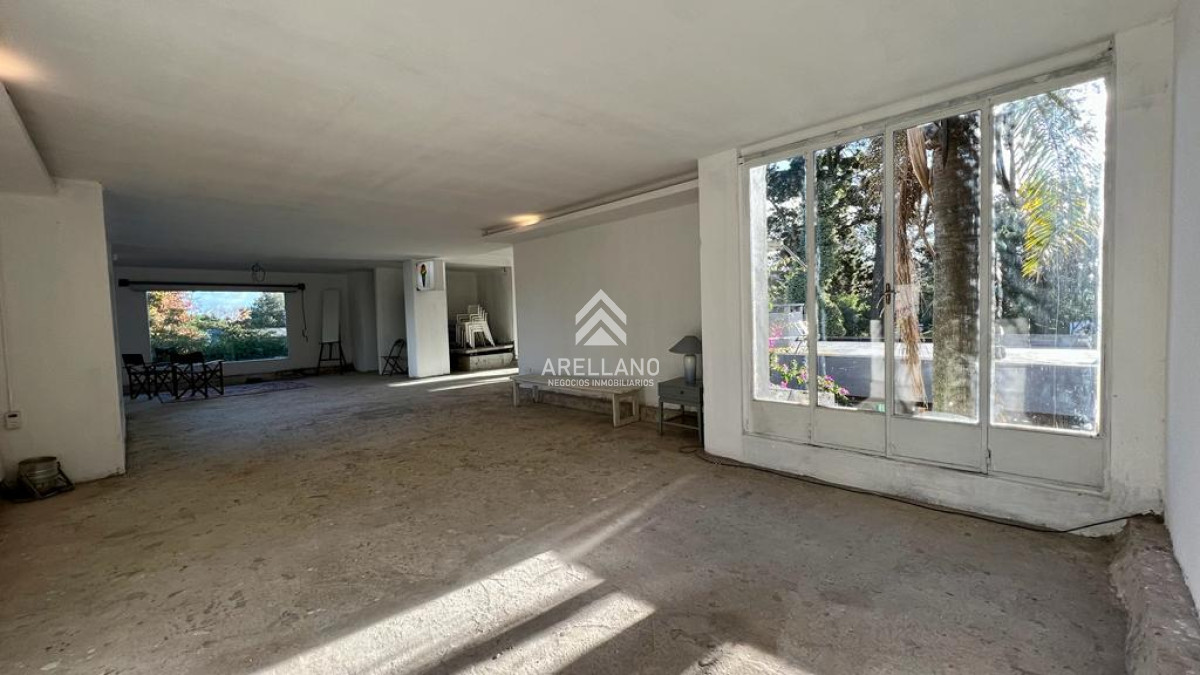 Casa ID.3924 - Casa, 4 dormitorios, Punta del Este, Pinares, Venta