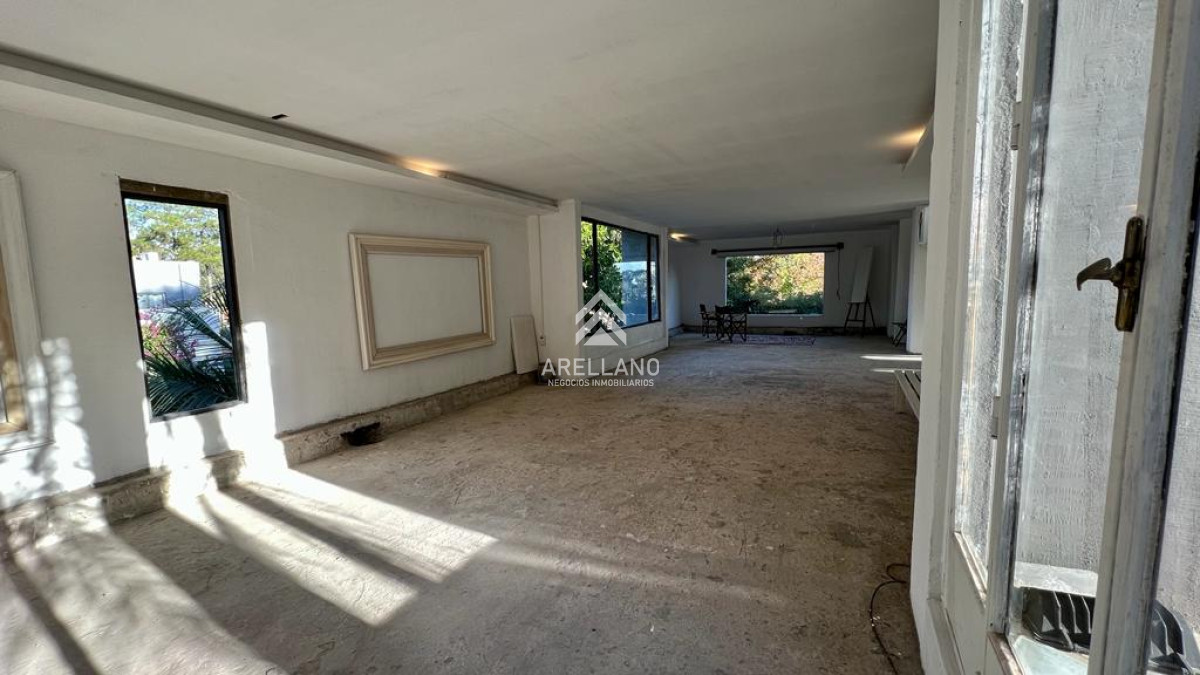 Casa ID.3924 - Casa, 4 dormitorios, Punta del Este, Pinares, Venta