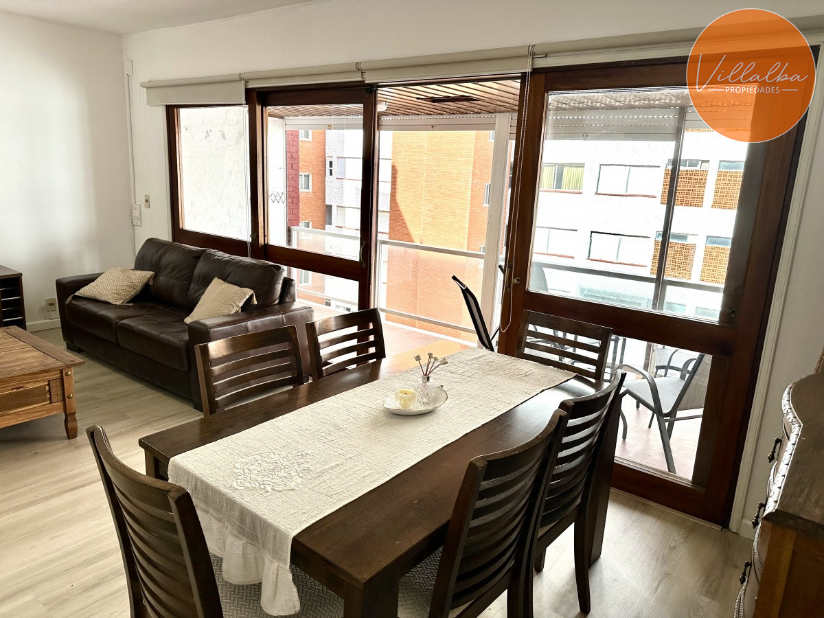Apartamento ID.2798 - Apartamento, 3 dorm, Punta del Este, Playa Brava, Alquiler Anual