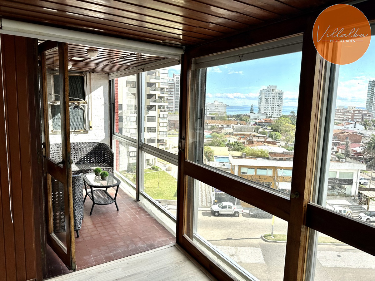 Apartamento ID.2798 - Apartamento, 3 dorm, Punta del Este, Playa Brava, Alquiler Anual