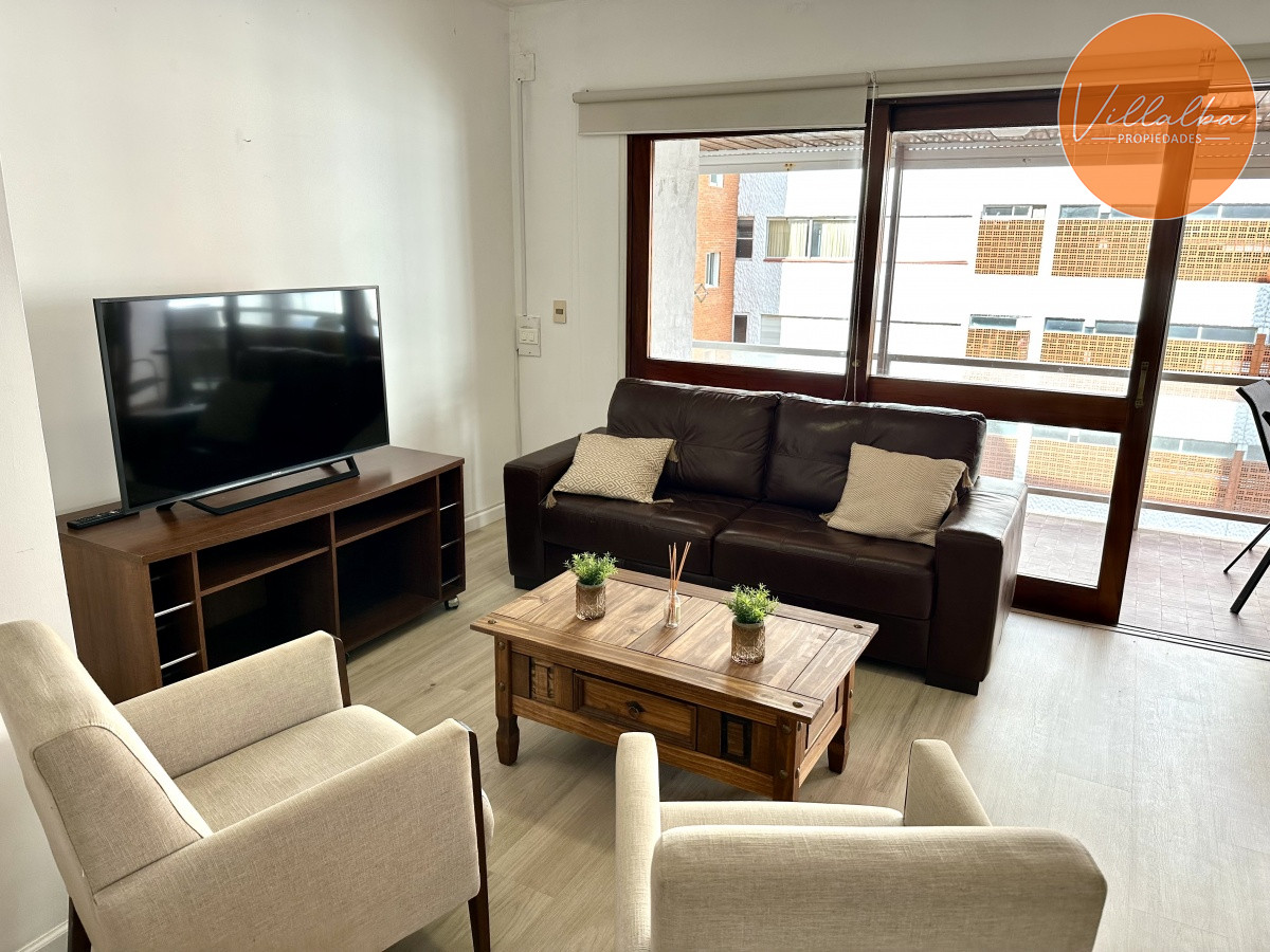 Apartamento ID.2798 - Apartamento, 3 dorm, Punta del Este, Playa Brava, Alquiler Anual