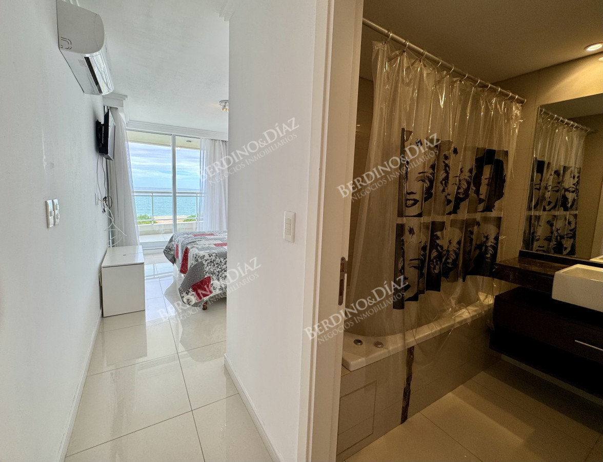 Apartamento ID.2899 - Apartamento, 3 dorm + dep, Punta del Este, Mansa, Venta y Alquiler