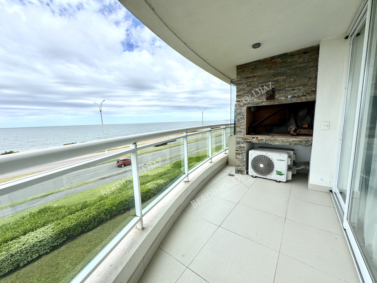 Apartamento ID.2899 - Apartamento, 3 dorm + dep, Punta del Este, Mansa, Venta y Alquiler