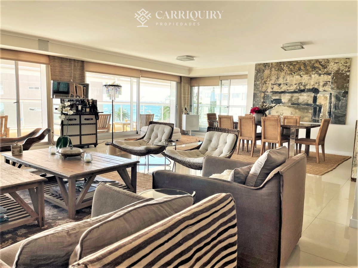 Apartamento ID.6277 - Apartamento, 4 suites y dep, Punta del Este, Puerto, Venta