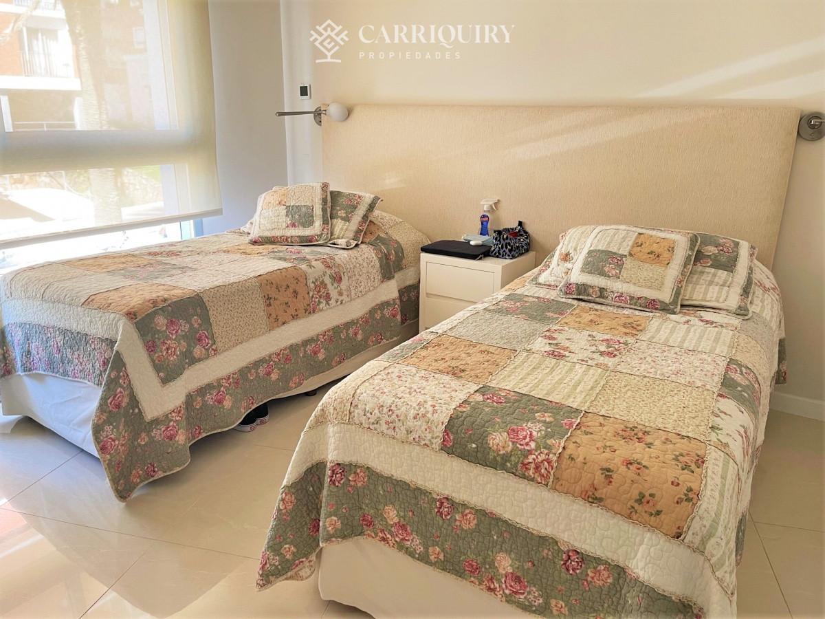 Apartamento ID.6277 - Apartamento, 4 suites y dep, Punta del Este, Puerto, Venta