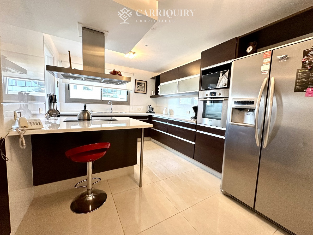 Apartamento ID.6557/Apartamento-en-venta-6-dormitorios - Apartamento, 3 dorm y dep, Punta del Este, Playa Brava, Venta y Alquiler