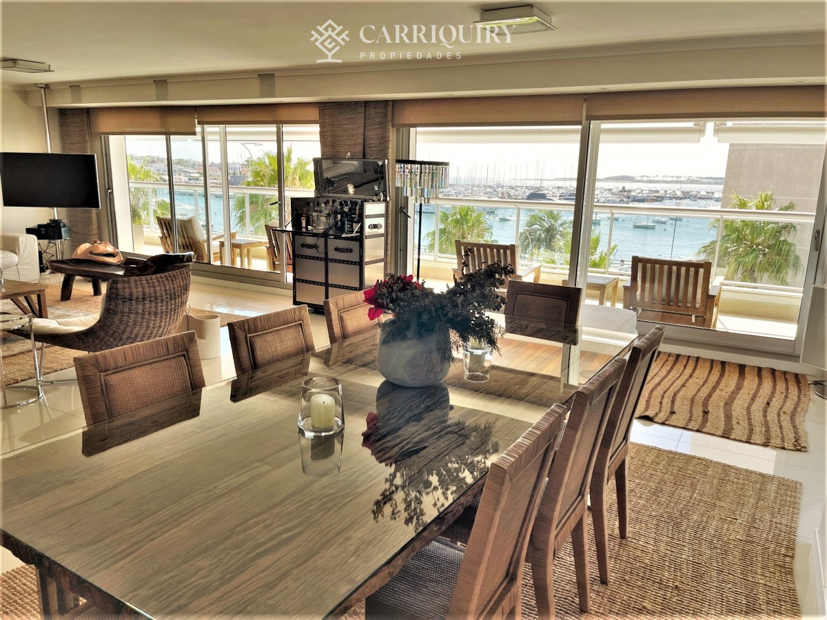 Apartamento ID.6277 - Apartamento, 4 suites y dep, Punta del Este, Puerto, Venta