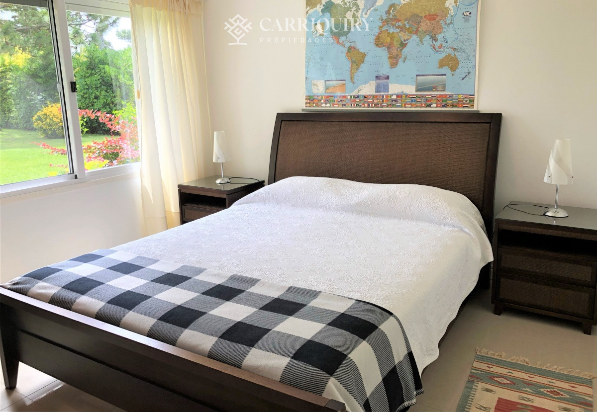 Casa ID.5320/Alquiler-temporario-en-excelente-casa-de-2-dormitorios-en-barrio-privado-en-Pinares - CASA, 3 DORM + DEP DE SERVICIO, RINCÓN DEL INDIO, PLAYA BRAVA, PUNTA DEL ESTE, ALQUILER