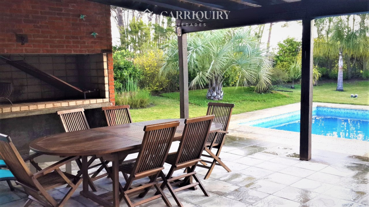 Casa ID.5320/Alquiler-temporario-en-excelente-casa-de-2-dormitorios-en-barrio-privado-en-Pinares - CASA, 3 DORM + DEP DE SERVICIO, RINCÓN DEL INDIO, PLAYA BRAVA, PUNTA DEL ESTE, ALQUILER