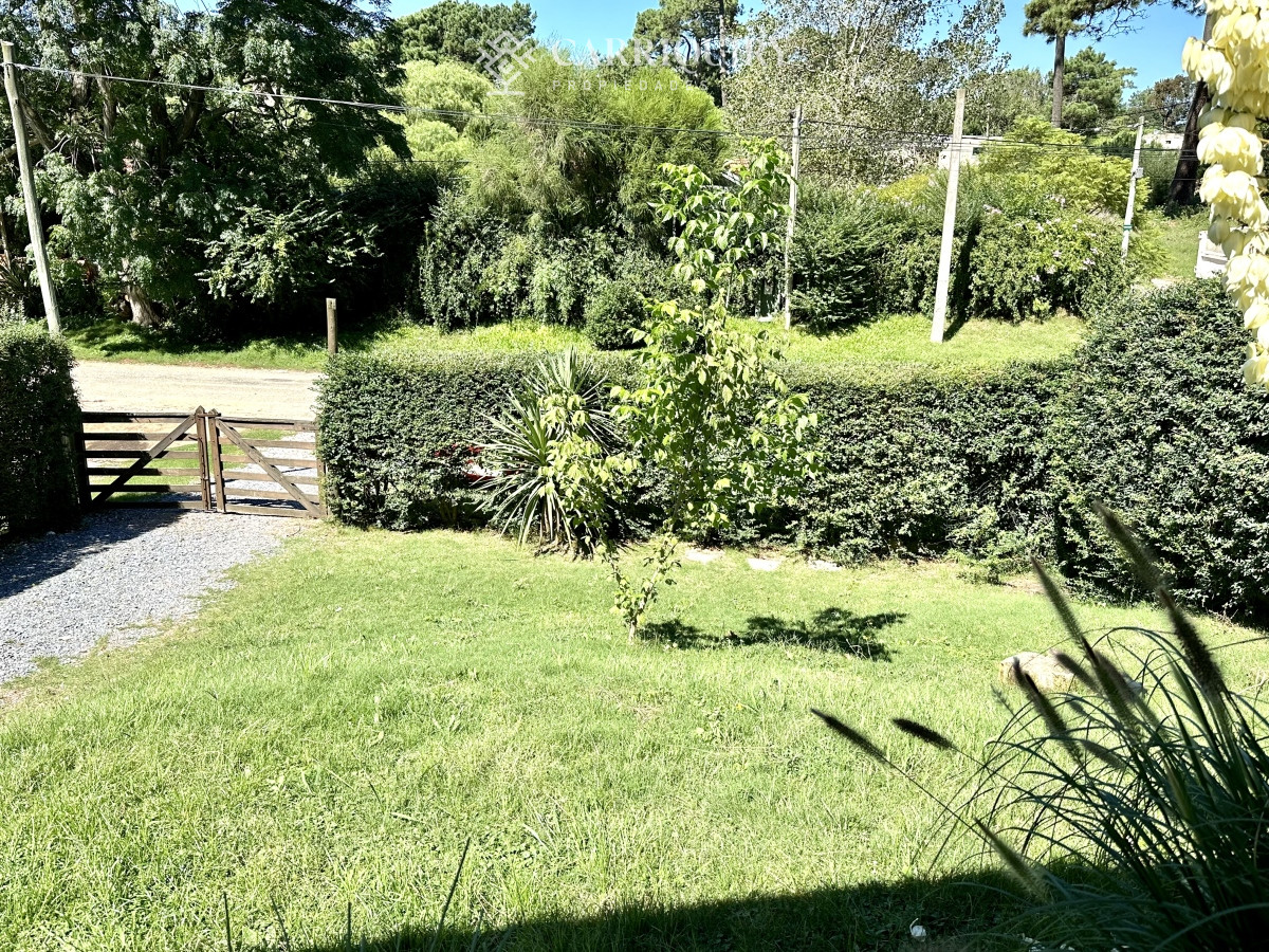 Casa ID.5798 - Casa, 3 dorm, punta del este, jardines de cordoba, alquiler y venta