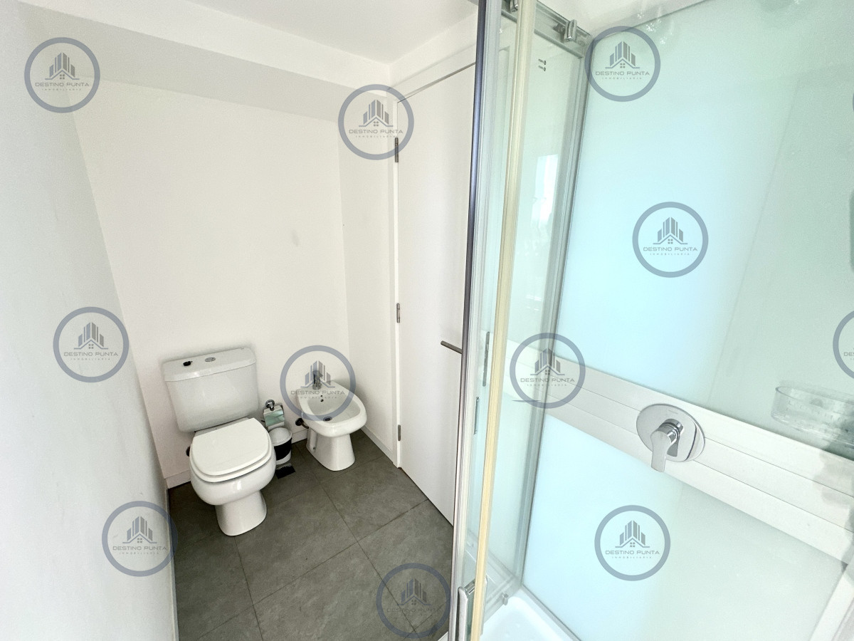 Apartamento ID.2763 - Apartamento, 2 Dormitorios, Punta del Este, Roosevelt, Alquiler Anual e Invernal
