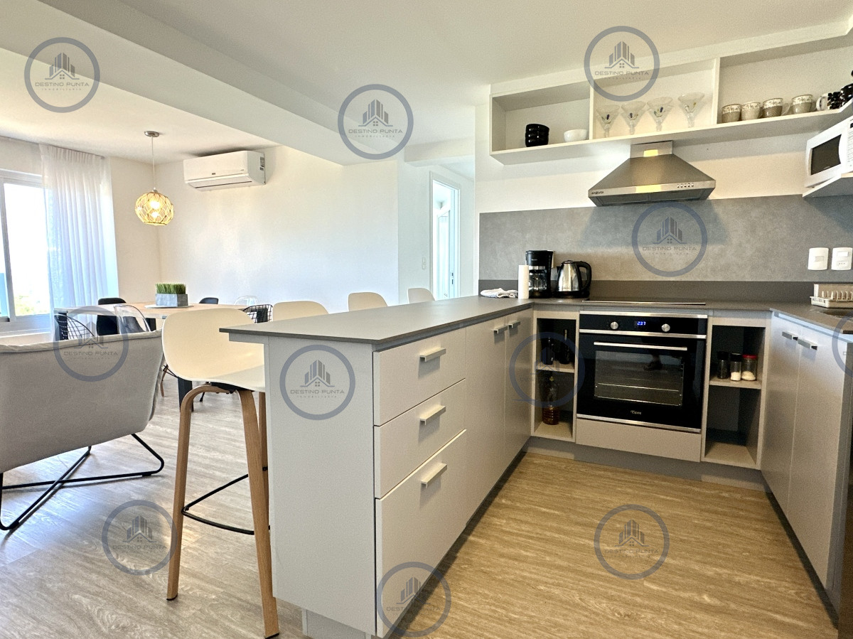 Apartamento ID.2763 - Apartamento, 2 Dormitorios, Punta del Este, Roosevelt, Alquiler Anual e Invernal