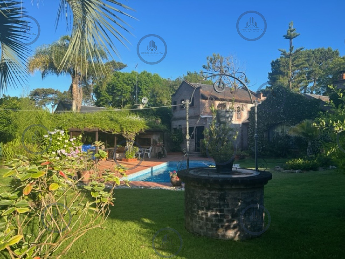 Muy Buena Casa de 3 Dormitorios y Piscina en Rincón del Indio — fotografía 2