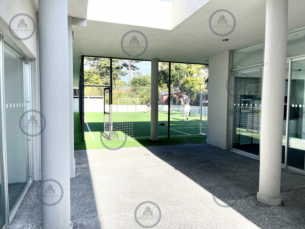 Apartamento ID.2763 - Apartamento, 2 Dormitorios, Punta del Este, Roosevelt, Alquiler Anual e Invernal