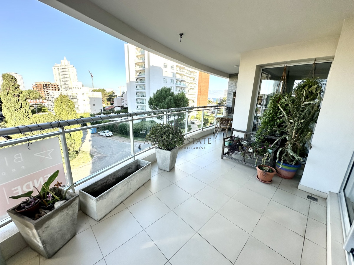 Apartamento ID.2220 - Apartamento, 3 dorm, Punta del Este, Aidy Grill, Venta