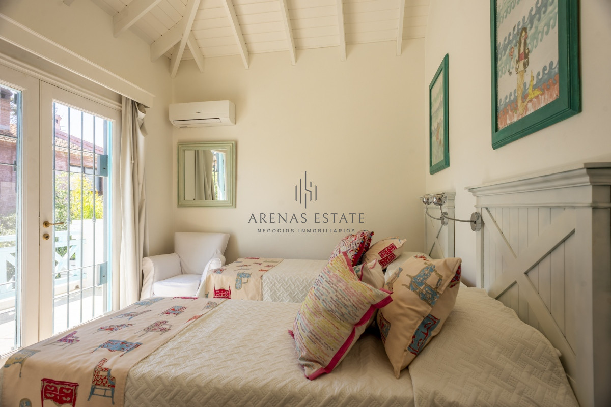 Casa ID.680 - CASA, 3 DORMITORIOS, 2 BAÑOS, MONTOYA, PUNTA DEL ESTE, VENTA Y ALQUILER