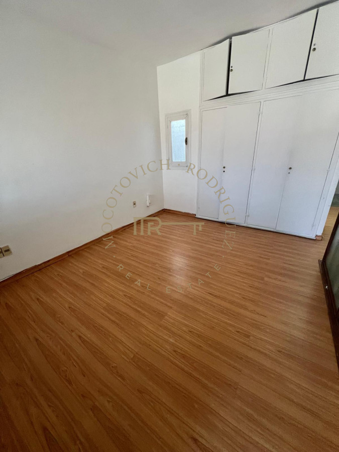 Apartamento ID.1072 - APARTAMENTO, 2 DORMITORIOS, 1 BAÑO, PENINULA, PUNTA DEL ESTE, VENTA