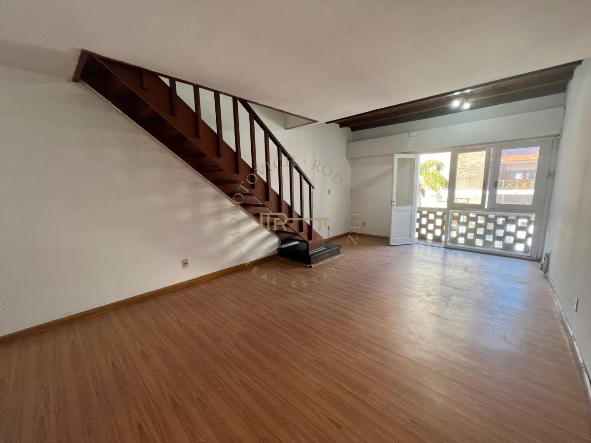 Apartamento ID.1072 - APARTAMENTO, 2 DORMITORIOS, 1 BAÑO, PENINULA, PUNTA DEL ESTE, VENTA