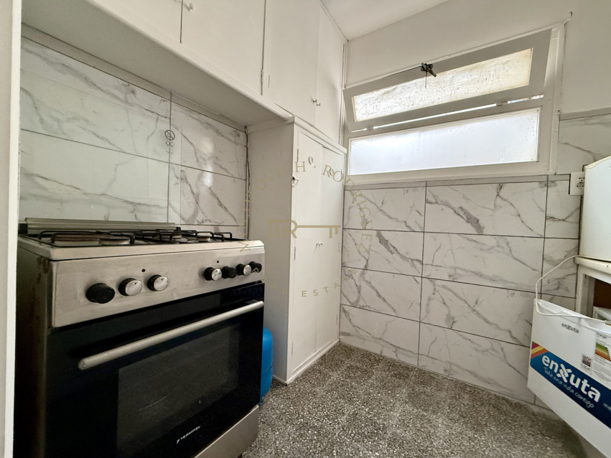 Apartamento ID.1072 - APARTAMENTO, 2 DORMITORIOS, 1 BAÑO, PENINULA, PUNTA DEL ESTE, VENTA