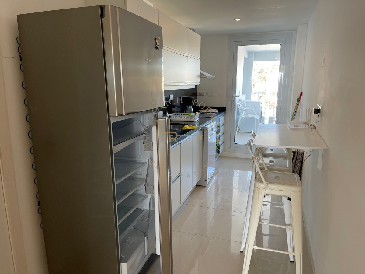 Apartamento ID.1611 - Apartamento, 2 dorm y dep, Penthouse, Playa Mansa, Alquiler Y venta