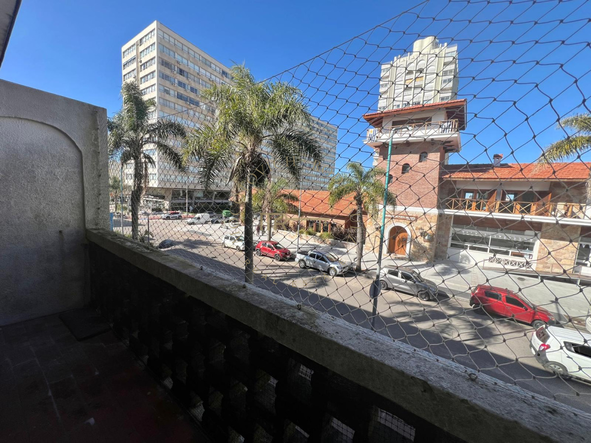Apartamento ID.1072 - APARTAMENTO, 2 DORMITORIOS, 1 BAÑO, PENINULA, PUNTA DEL ESTE, VENTA