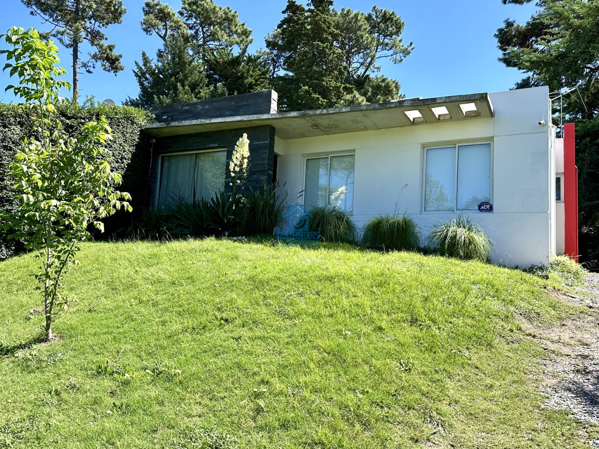 Casa ID.349 - Casa, 3 dorm, punta del este, jardines de cordoba, alquiler y venta
